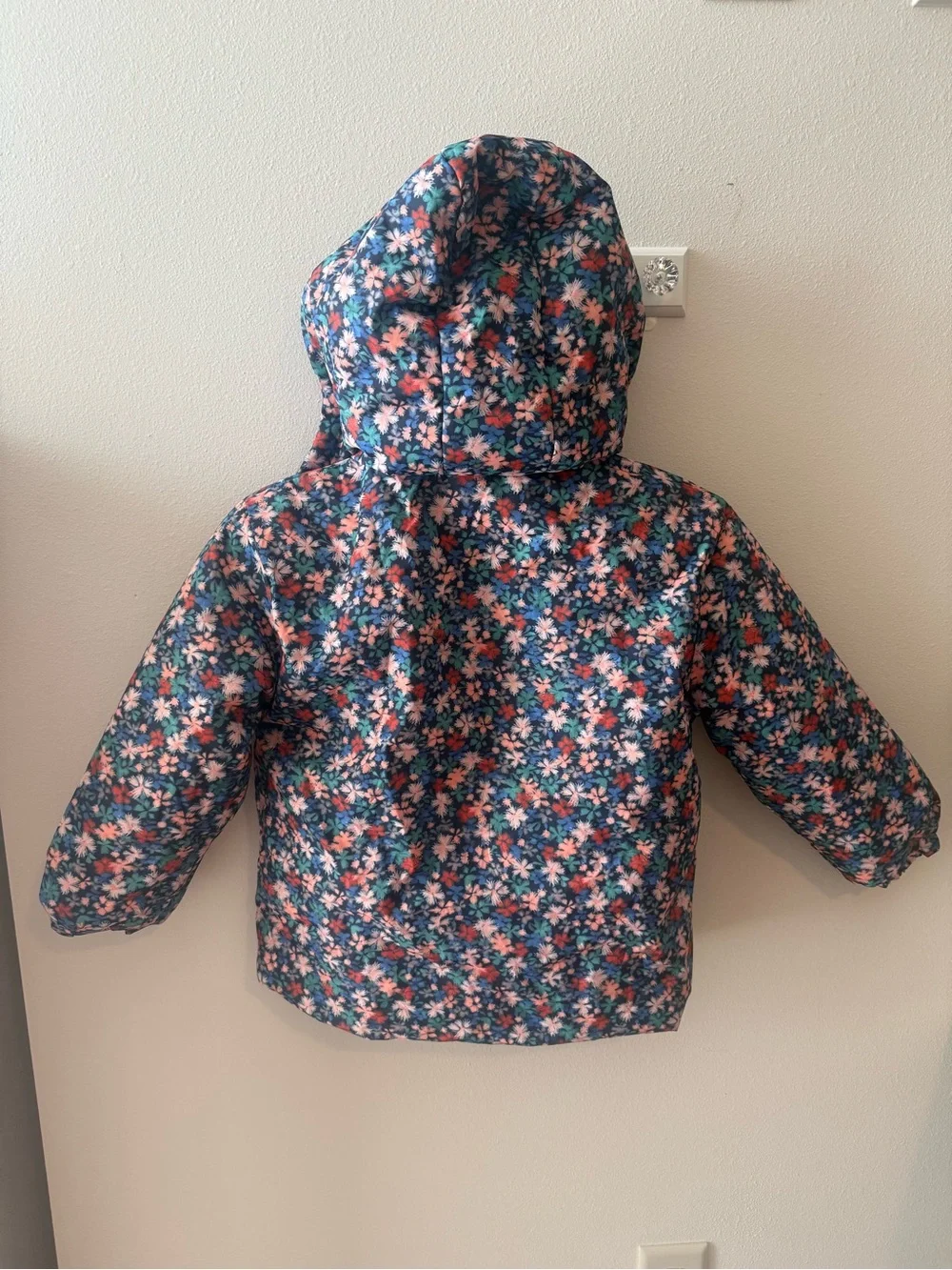 N/A warm hooded